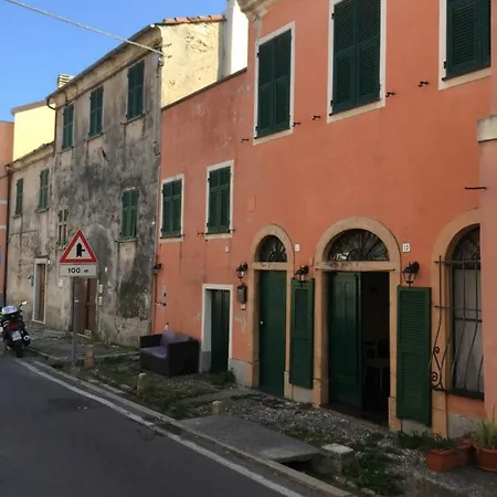 Ca Bartolomeo 3* Finale Ligure